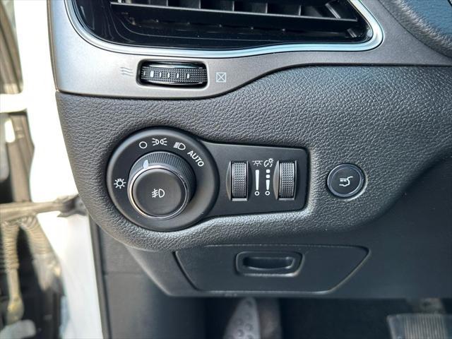 used 2019 Jeep Cherokee car, priced at $14,900
