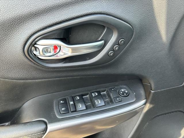 used 2019 Jeep Cherokee car, priced at $14,900