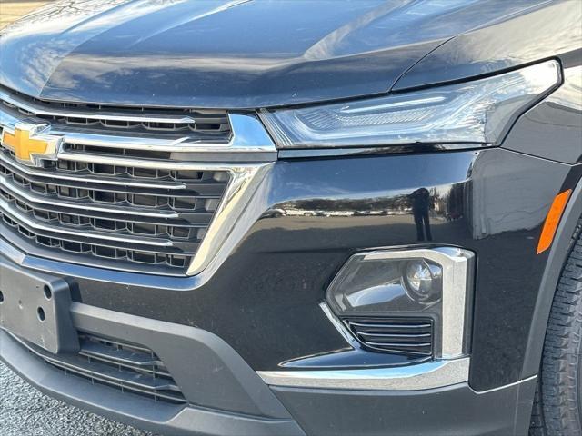 used 2022 Chevrolet Traverse car, priced at $28,990