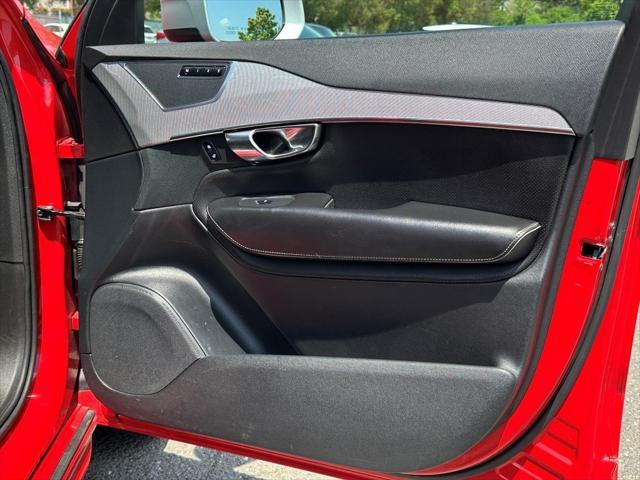 used 2016 Volvo XC90 car, priced at $19,995