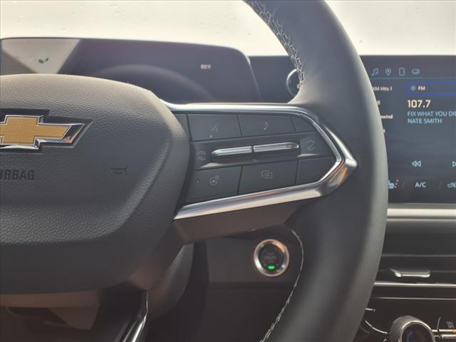 new 2025 Chevrolet Traverse car, priced at $42,100