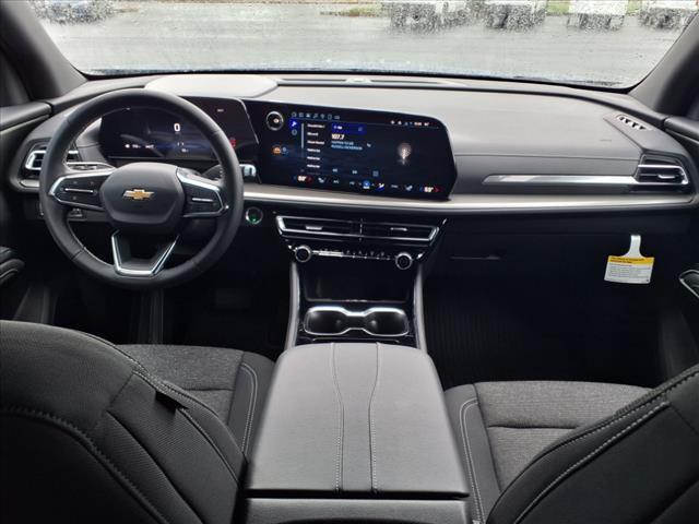 new 2025 Chevrolet Traverse car, priced at $42,100