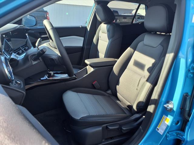 new 2025 Chevrolet Trax car, priced at $22,825