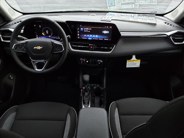 new 2025 Chevrolet TrailBlazer car, priced at $27,990