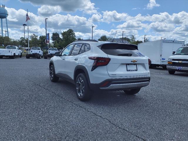 new 2024 Chevrolet Trax car, priced at $24,230