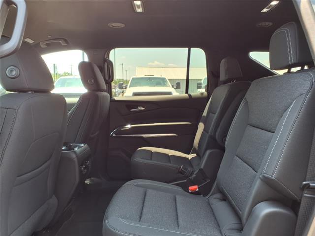 new 2025 Chevrolet Traverse car, priced at $42,100