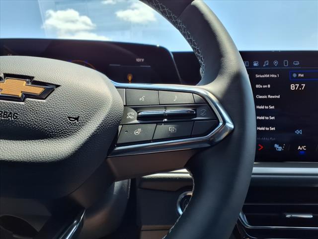 new 2025 Chevrolet Traverse car, priced at $42,100