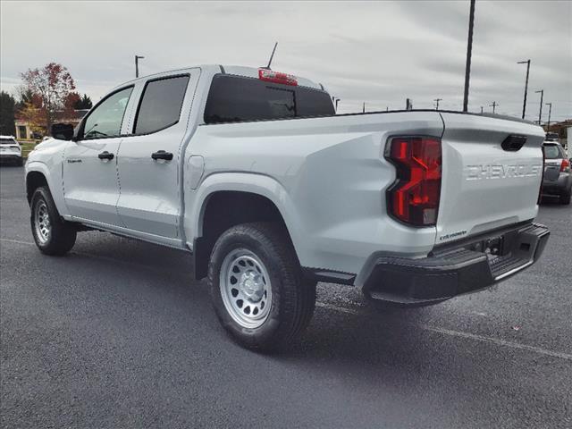 new 2024 Chevrolet Colorado car, priced at $33,060