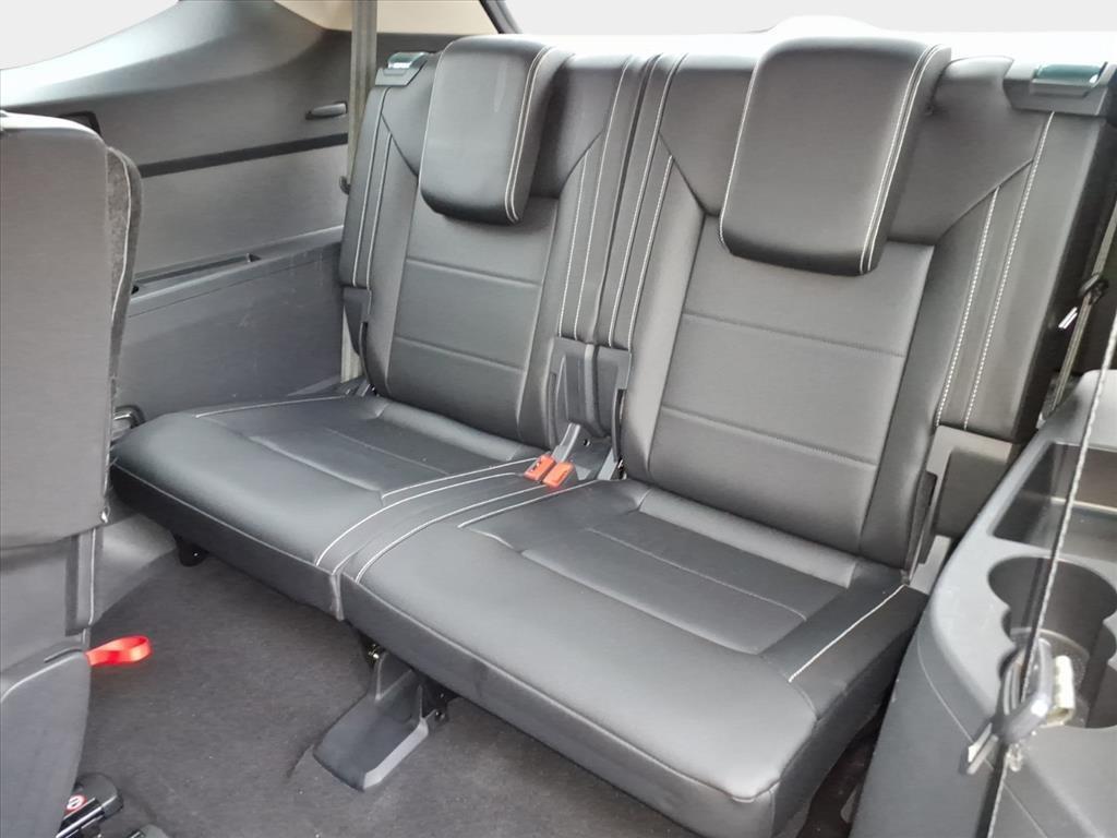 used 2021 Volkswagen Atlas car, priced at $20,000