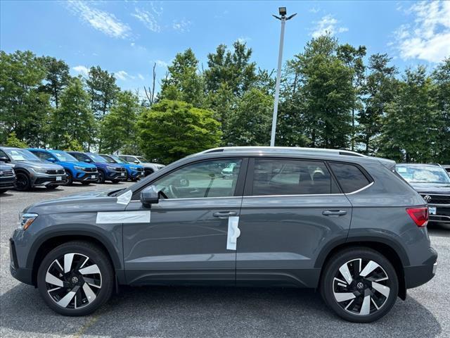 new 2024 Volkswagen Taos car, priced at $31,755