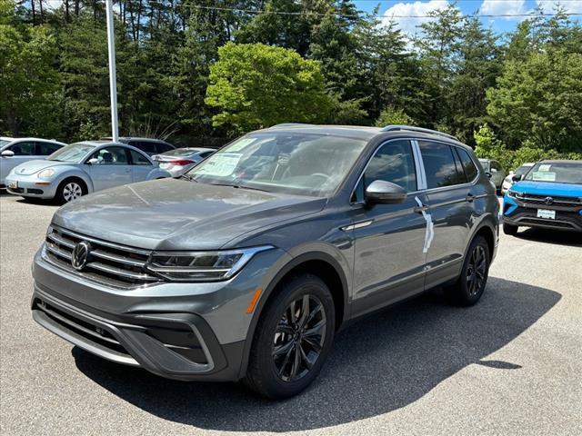 new 2024 Volkswagen Tiguan car, priced at $30,837