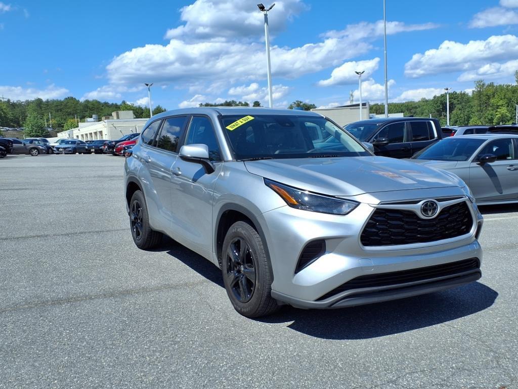 used 2023 Toyota Highlander car, priced at $29,400