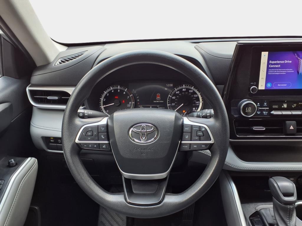 used 2023 Toyota Highlander car, priced at $31,800