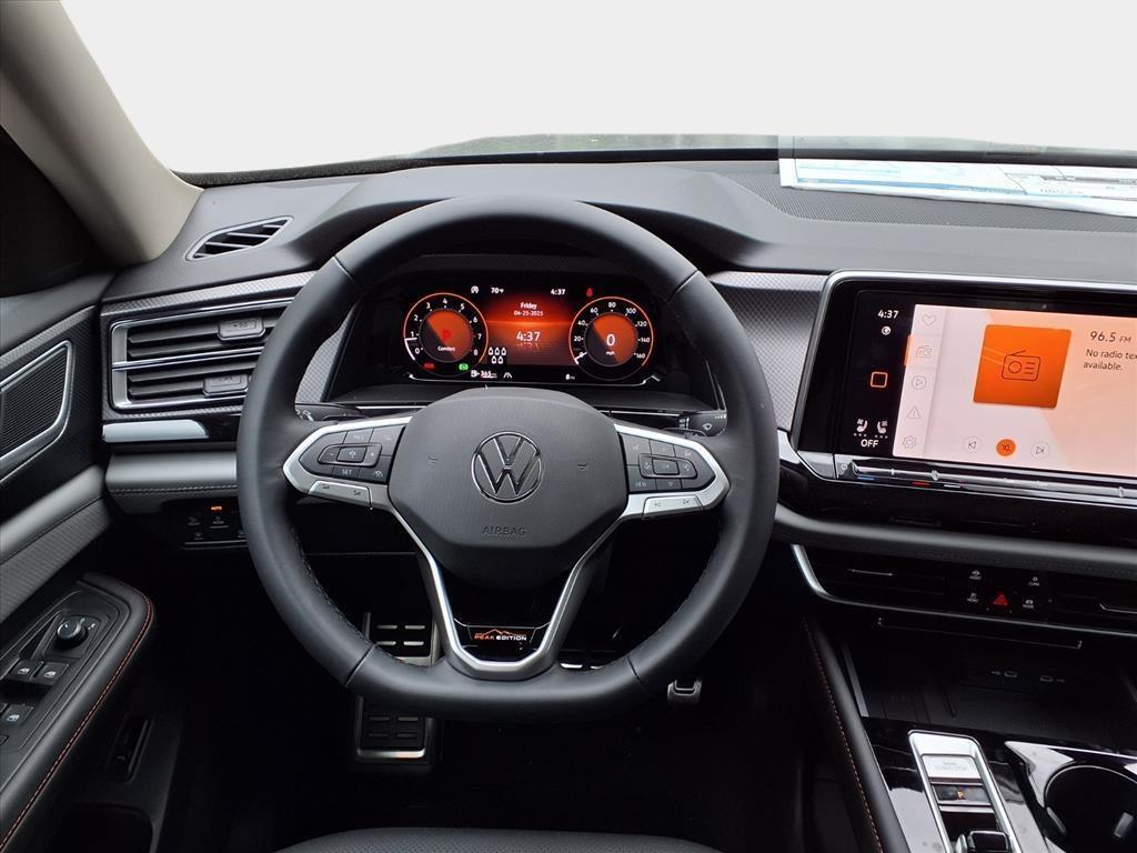 new 2025 Volkswagen Atlas car, priced at $47,976