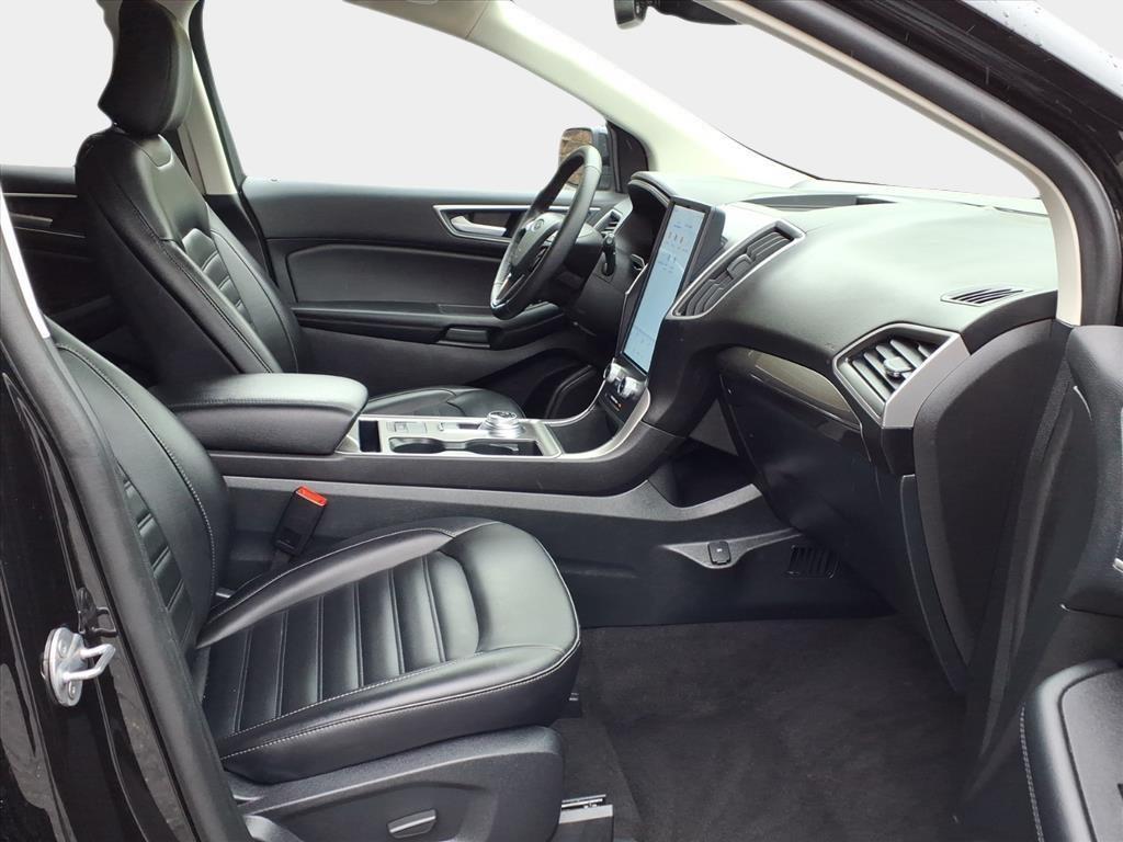 used 2024 Ford Edge car, priced at $23,500