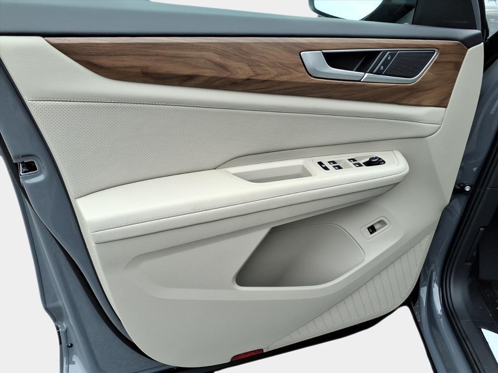 new 2026 Volkswagen Atlas car, priced at $46,825