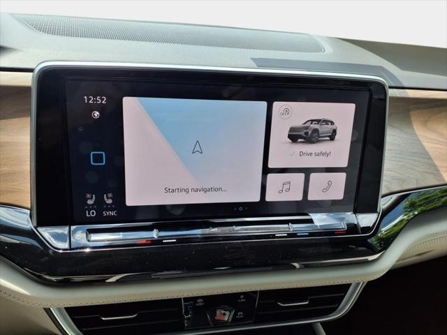 new 2025 Volkswagen Atlas car, priced at $42,162