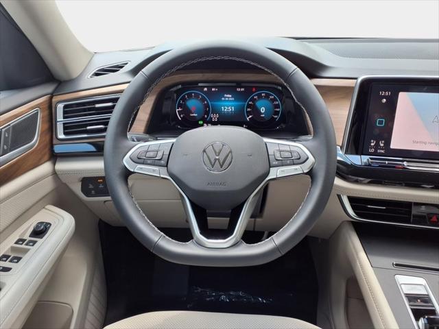 new 2025 Volkswagen Atlas car, priced at $42,162