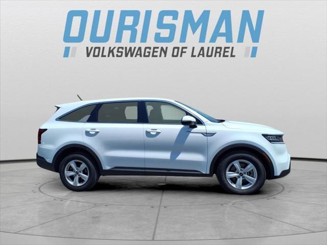 used 2022 Kia Sorento car, priced at $25,800
