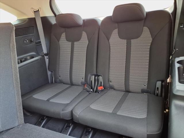 used 2022 Kia Sorento car, priced at $25,800