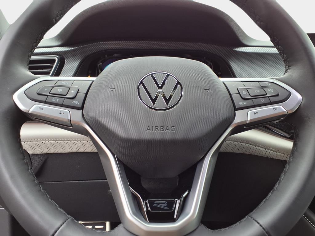 new 2025 Volkswagen Atlas Cross Sport car, priced at $51,397
