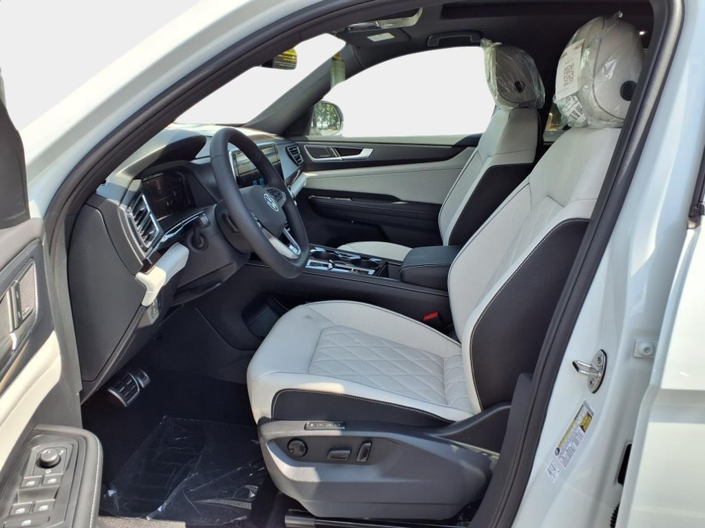 new 2025 Volkswagen Atlas Cross Sport car, priced at $51,834