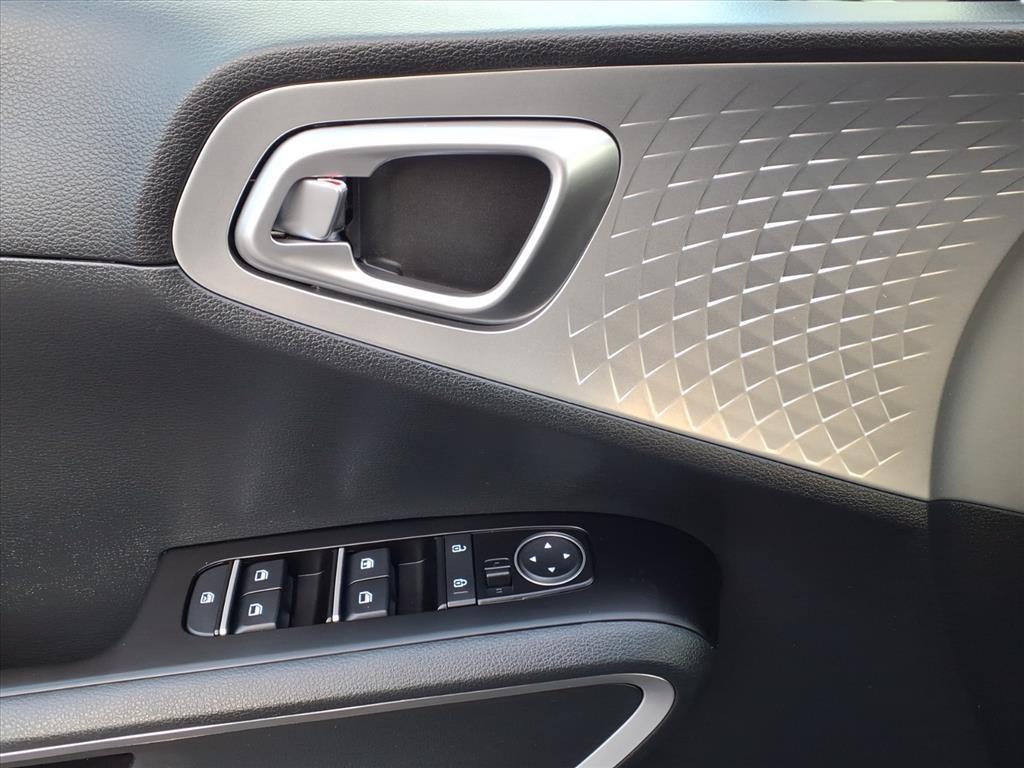 used 2023 Kia Soul car, priced at $17,400