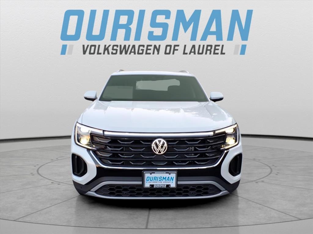 new 2026 Volkswagen Atlas Cross Sport car, priced at $49,612
