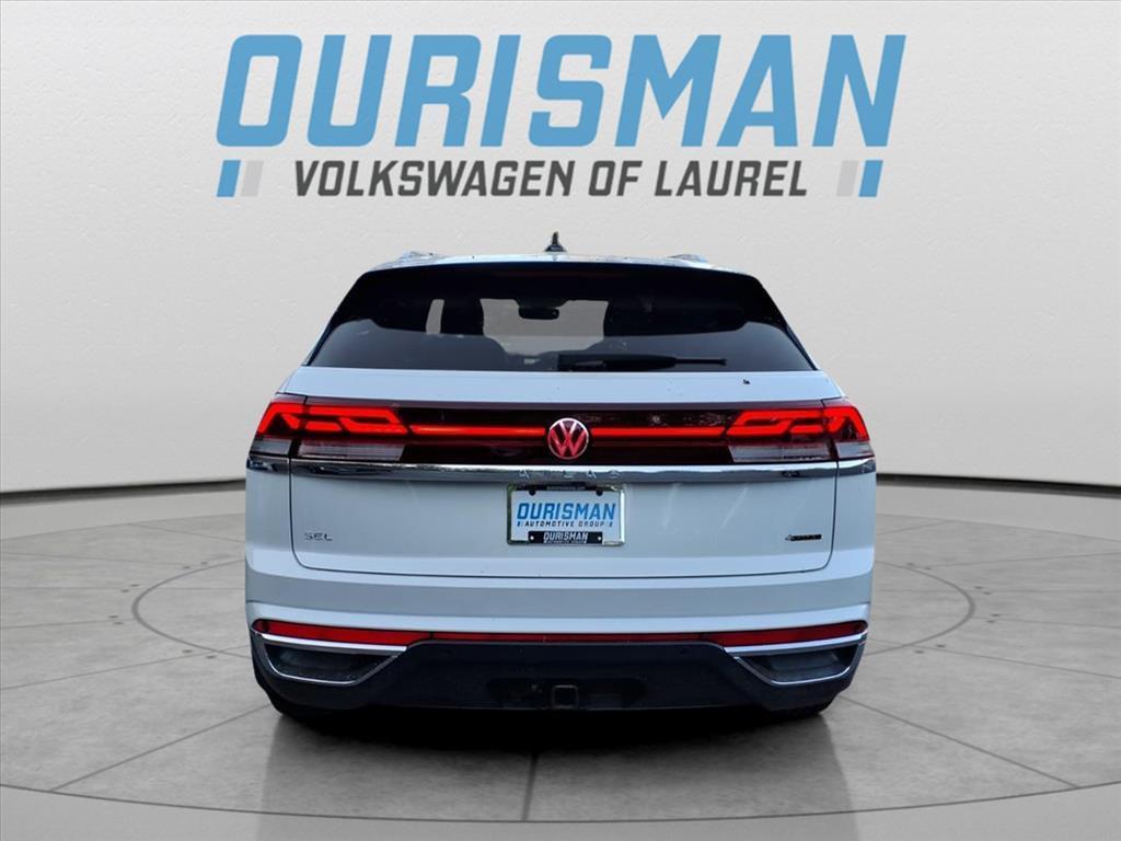 new 2026 Volkswagen Atlas Cross Sport car, priced at $49,612
