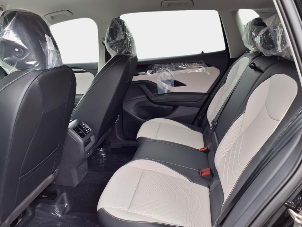 new 2025 Volkswagen Tiguan car, priced at $34,791