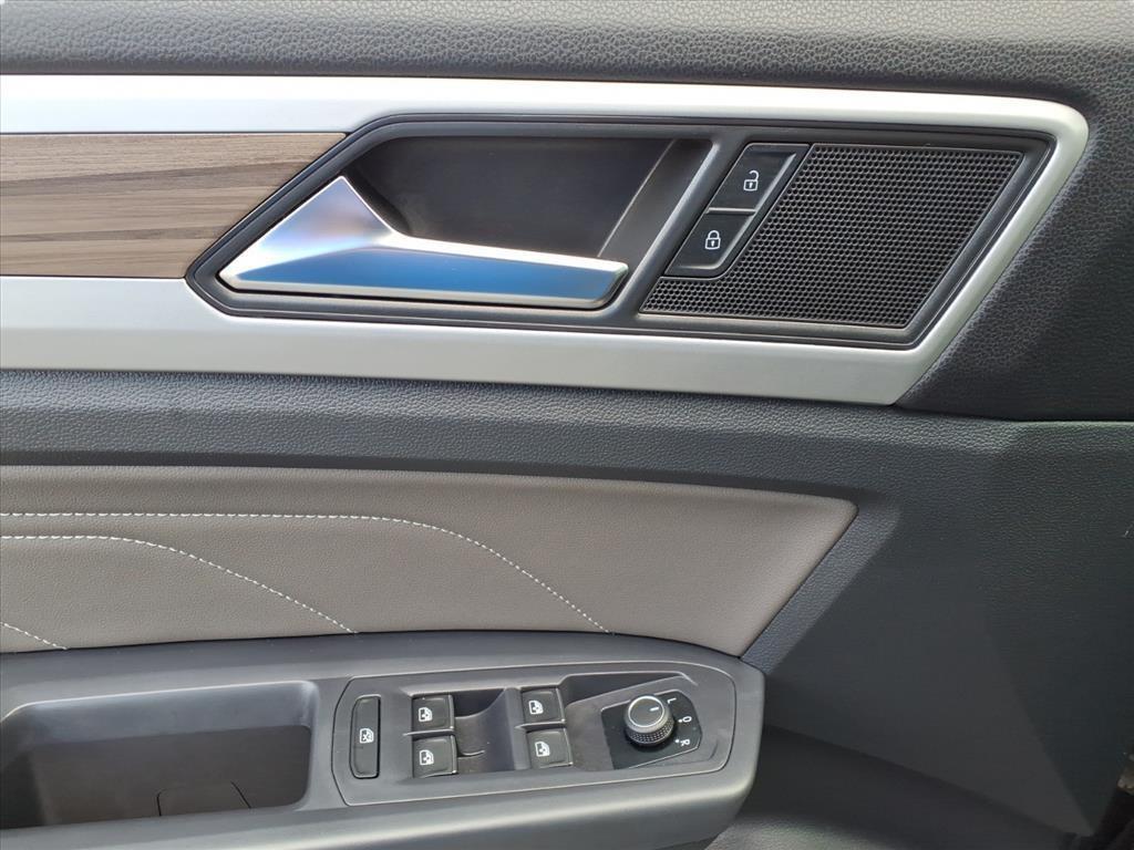 used 2021 Volkswagen Atlas car, priced at $24,500