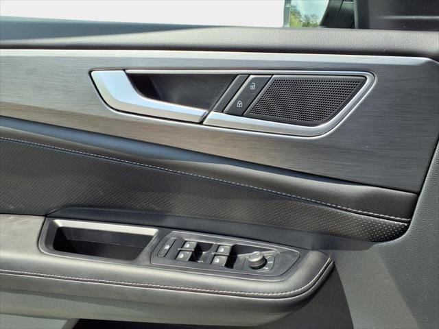 used 2024 Volkswagen Atlas Cross Sport car, priced at $35,900