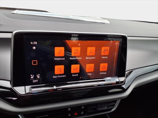 new 2025 Volkswagen Atlas car, priced at $47,976