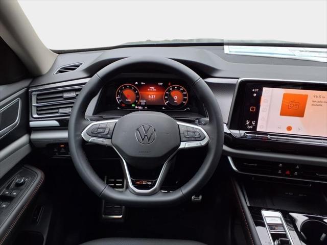 new 2025 Volkswagen Atlas car, priced at $47,976