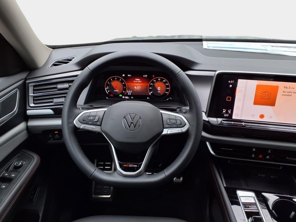 new 2025 Volkswagen Atlas car, priced at $47,976