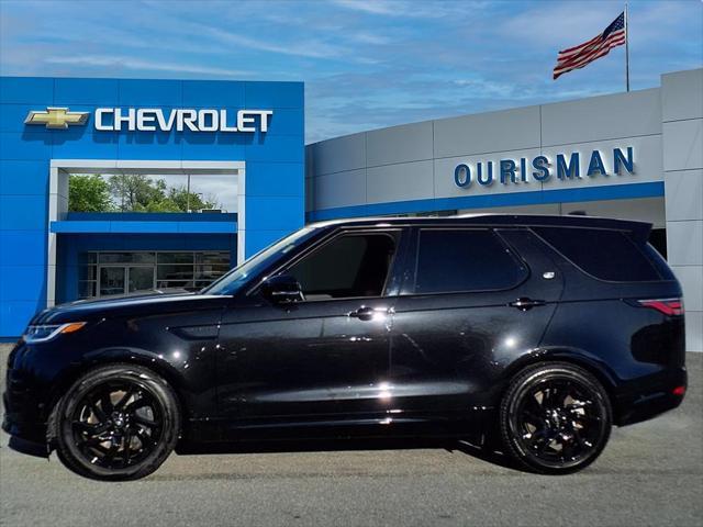 used 2024 Land Rover Discovery car, priced at $59,800