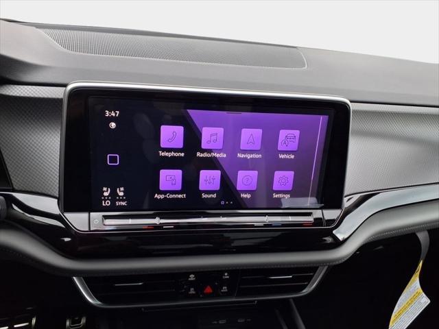 new 2025 Volkswagen Atlas car, priced at $49,351