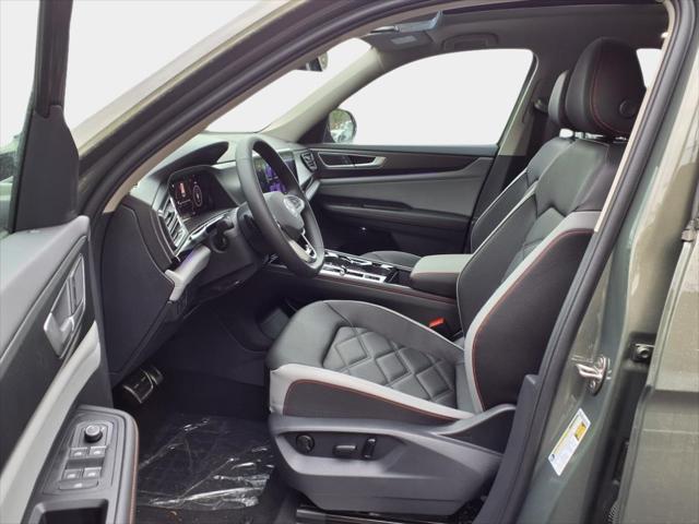 new 2025 Volkswagen Atlas car, priced at $49,351