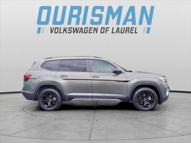 new 2025 Volkswagen Atlas car, priced at $47,539