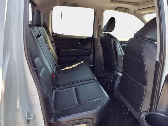 used 2023 Honda Ridgeline car, priced at $32,400