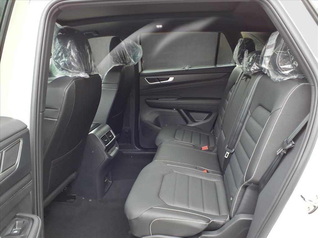 new 2026 Volkswagen Atlas Cross Sport car, priced at $51,496