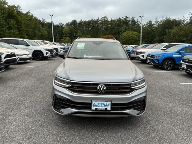 new 2024 Volkswagen Tiguan car, priced at $32,654