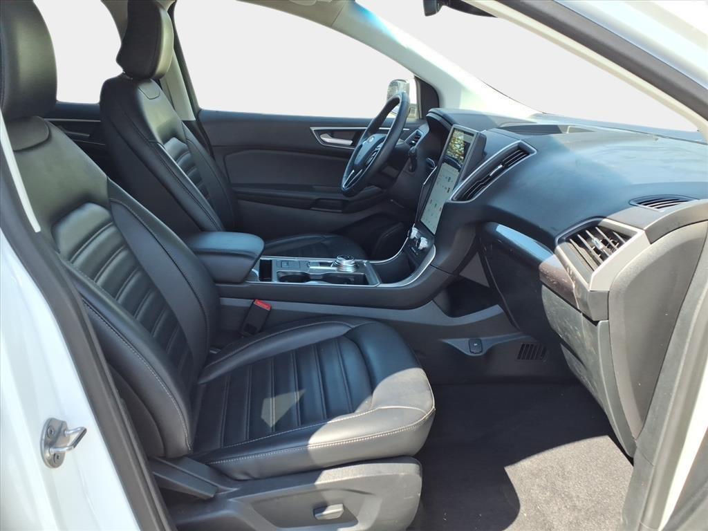used 2024 Ford Edge car, priced at $22,600