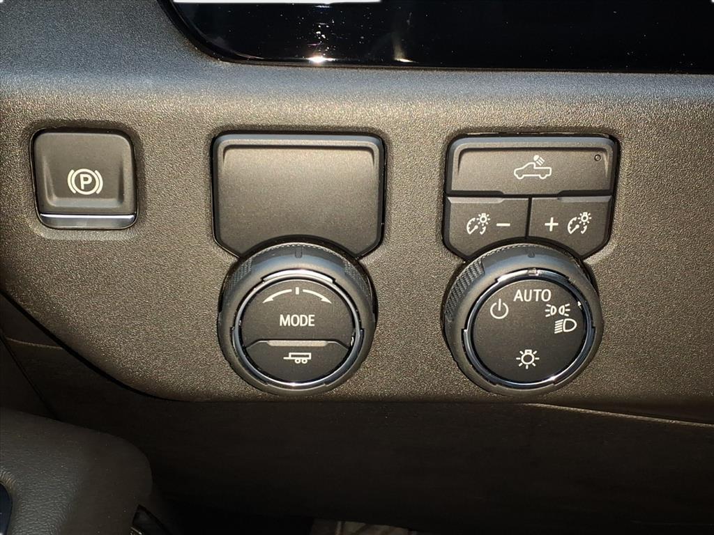 used 2024 Chevrolet Silverado 1500 car, priced at $34,800