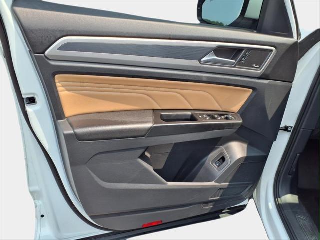 used 2020 Volkswagen Atlas Cross Sport car, priced at $24,200