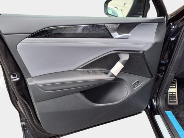 new 2025 Volkswagen Tiguan car, priced at $39,085