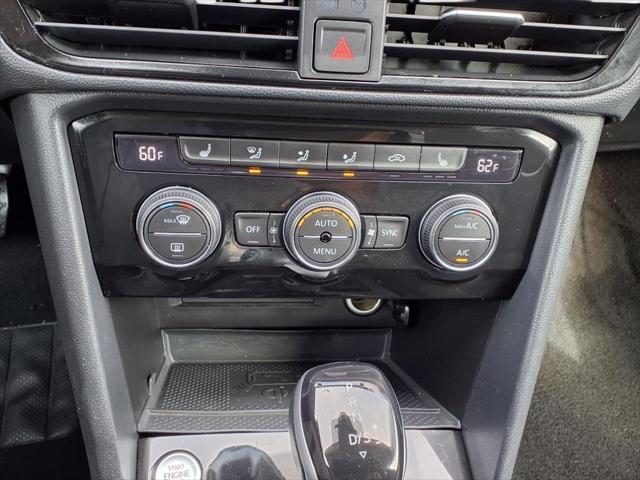 used 2024 Volkswagen Taos car, priced at $22,300