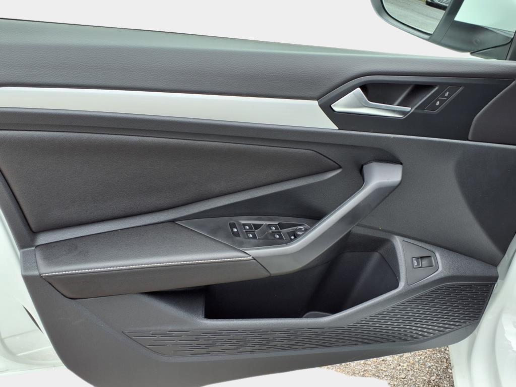 new 2025 Volkswagen Jetta car, priced at $24,195