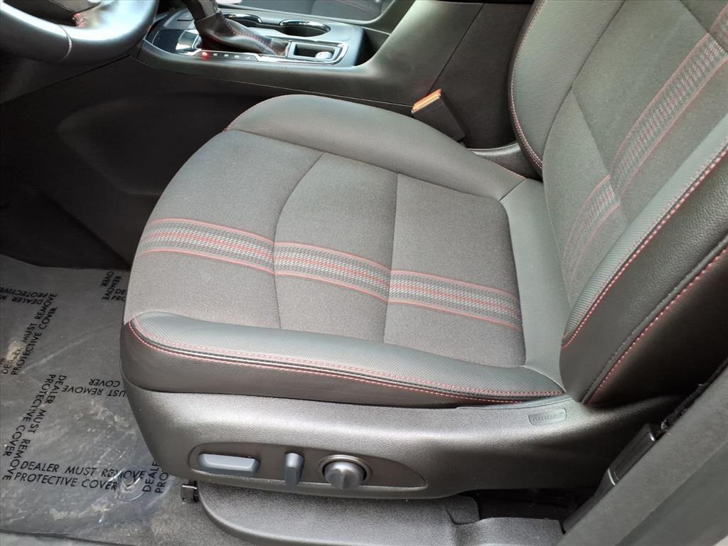 used 2022 Chevrolet Equinox car, priced at $21,200