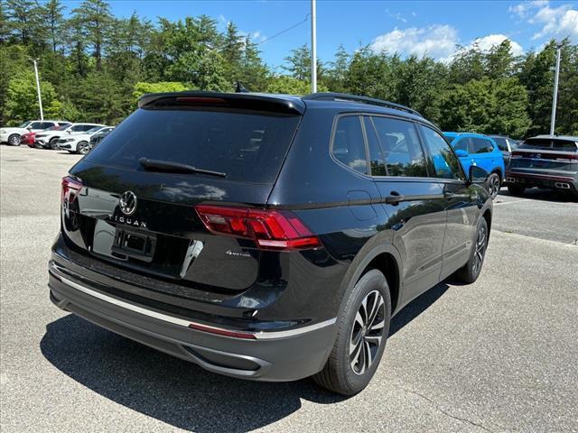 new 2024 Volkswagen Tiguan car, priced at $27,707